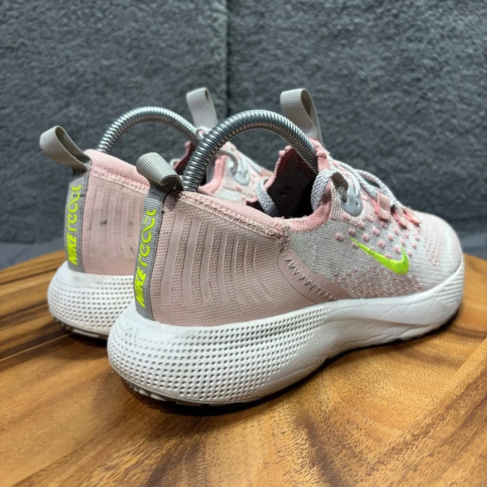 Nike react escape